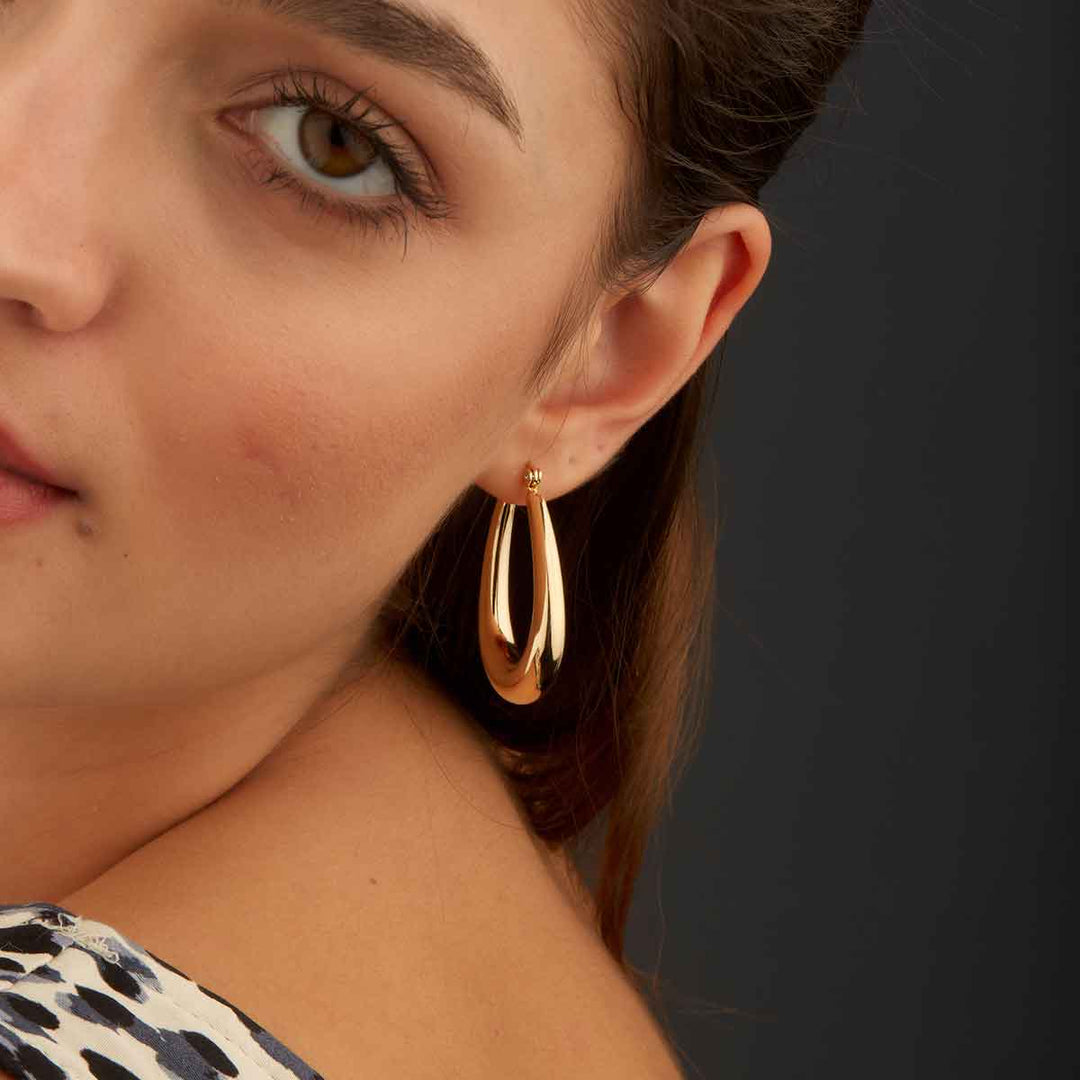 Cara Oval Hoop Earrings