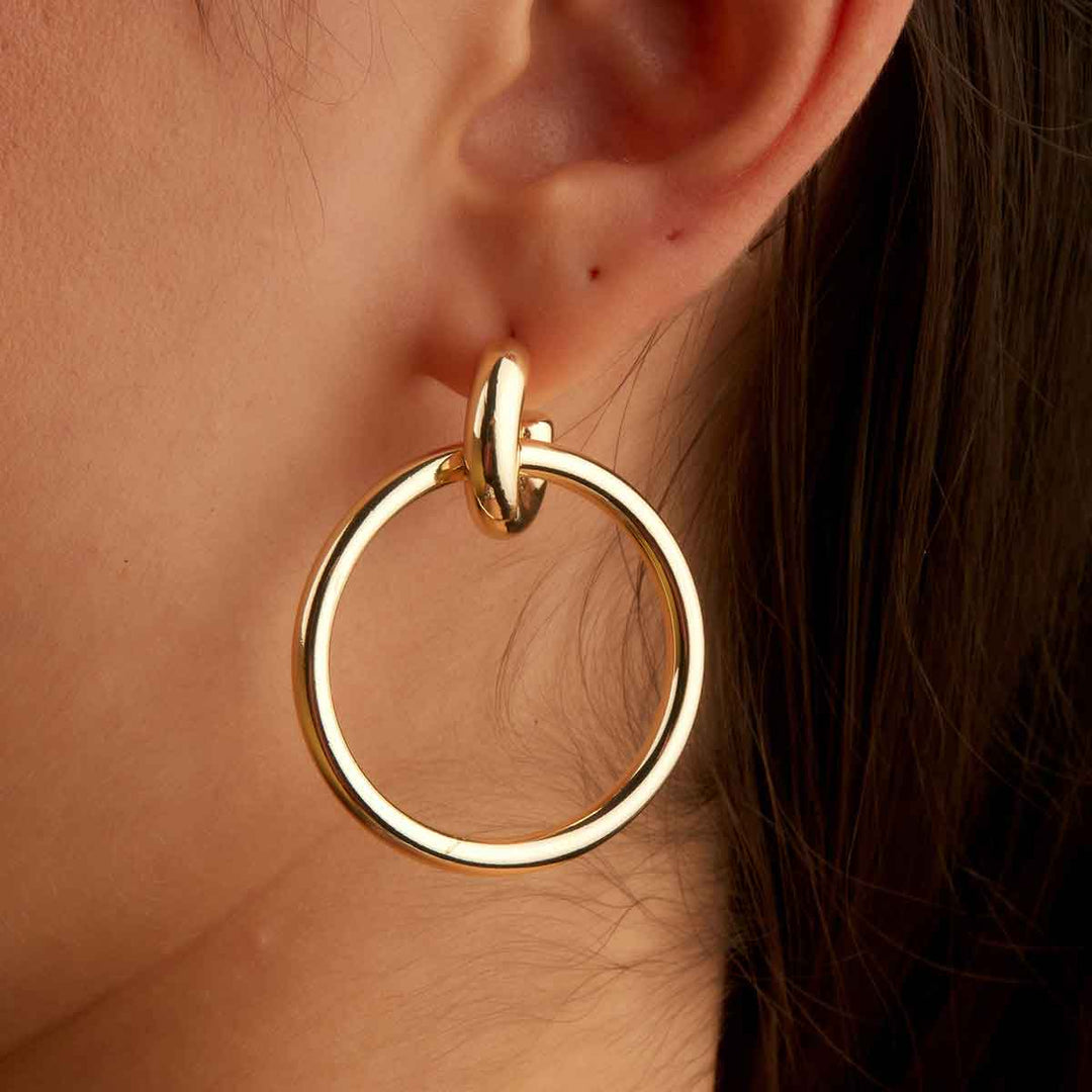 İda Big Circle Drop Stud Earrings