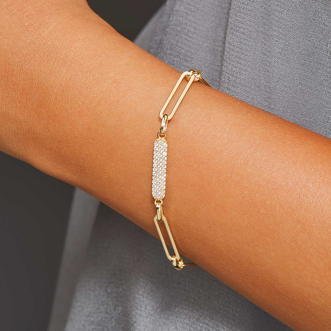 Jadira Paperclip Rolo Chain Bracelet with Pavé Diamond Plate