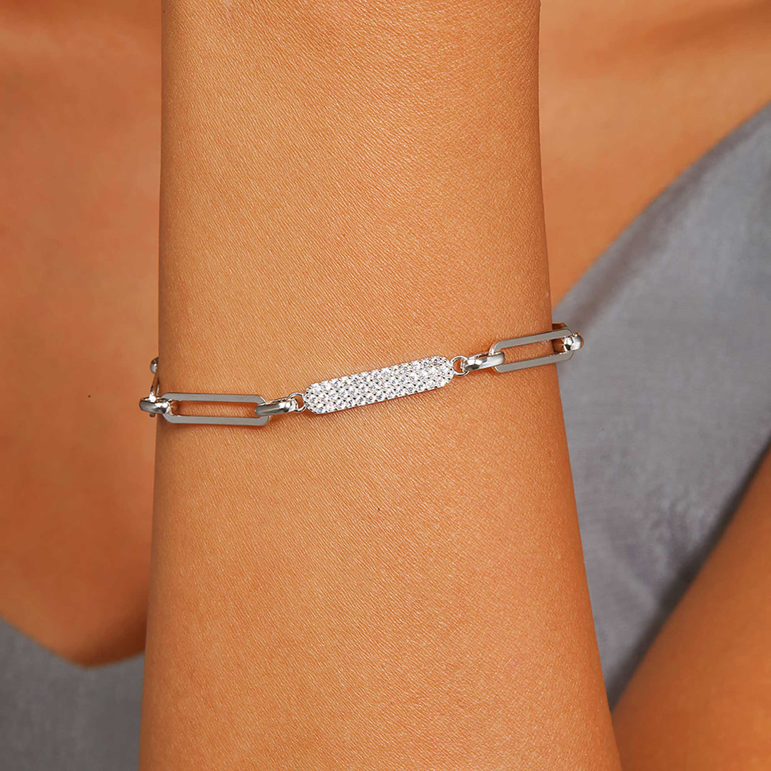 Jadira Paperclip Rolo Chain Bracelet with Pavé Diamond Plate