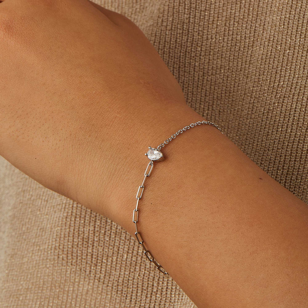 Zeta Solitare CZ Chain Bracelet