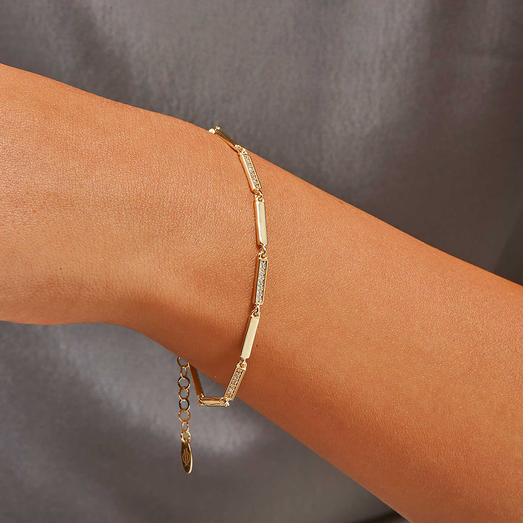 Oya Rolo Bar Chain Bracelet