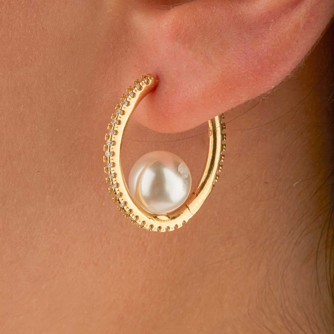 Margola Pearl Endless Huggie Hoop Earrings