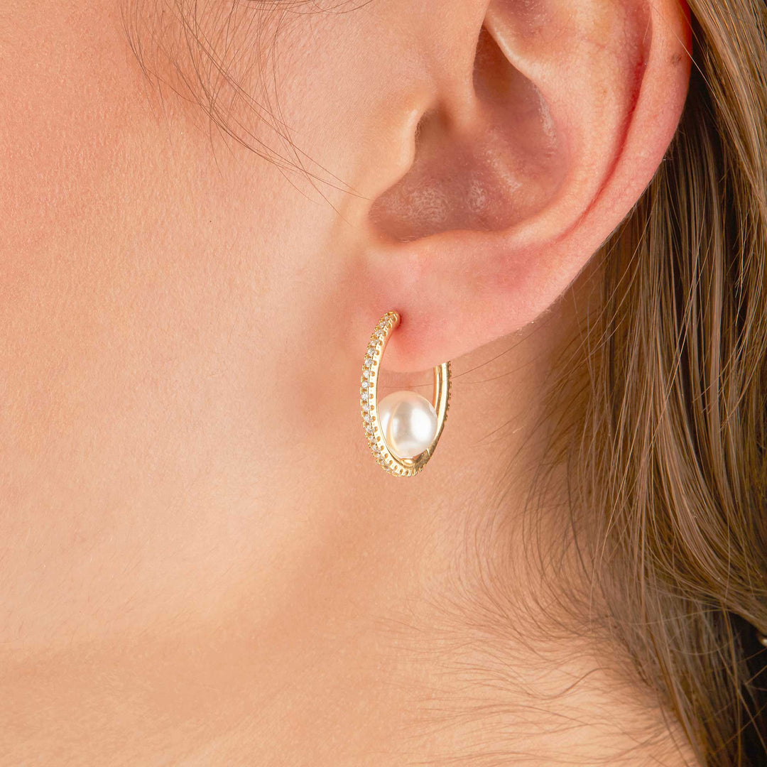 Margola Pearl Endless Huggie Hoop Earrings