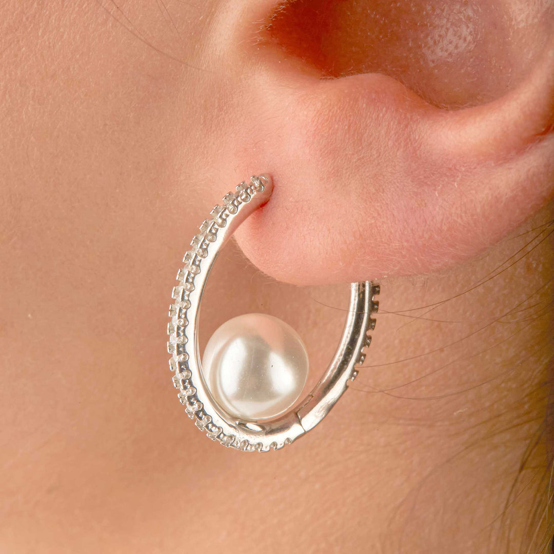 Margola Pearl Endless Huggie Hoop Earrings