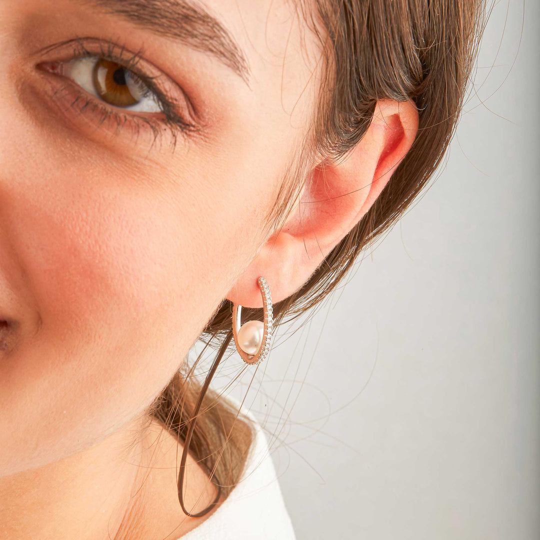 Margola Pearl Endless Huggie Hoop Earrings