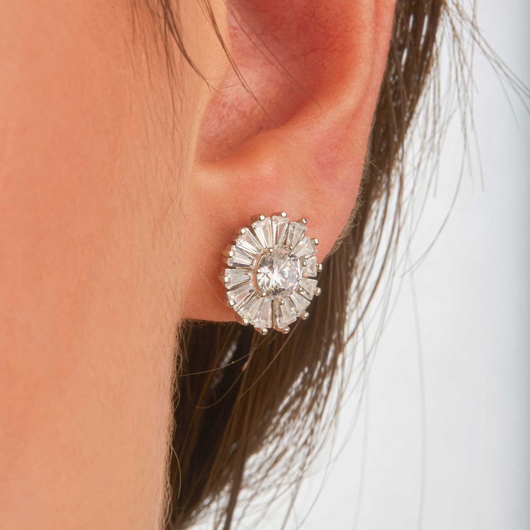 Farah Flower Style Stud