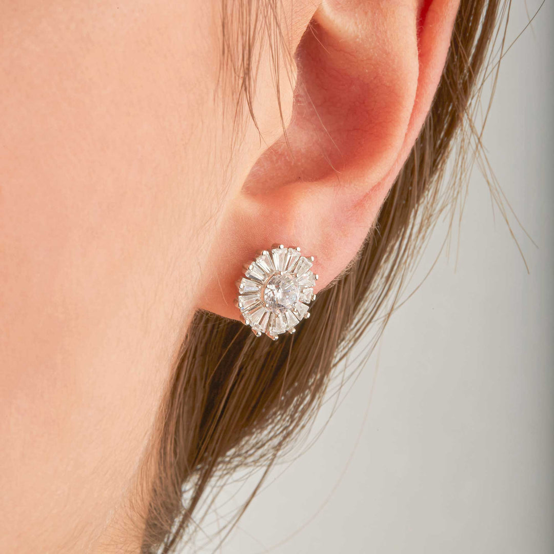 Farah Flower Style Stud