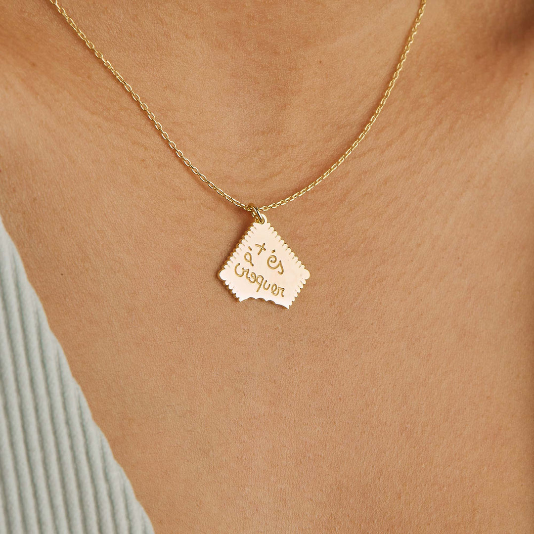 Biscuit Pendant Kolye