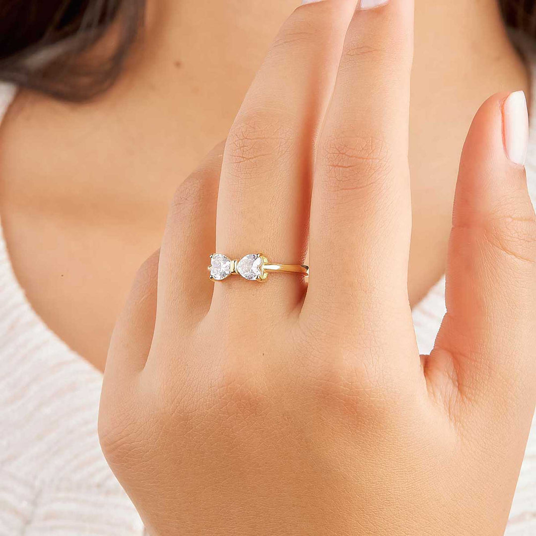 Hazan Ribbon Ring with Heart Shaped Stones