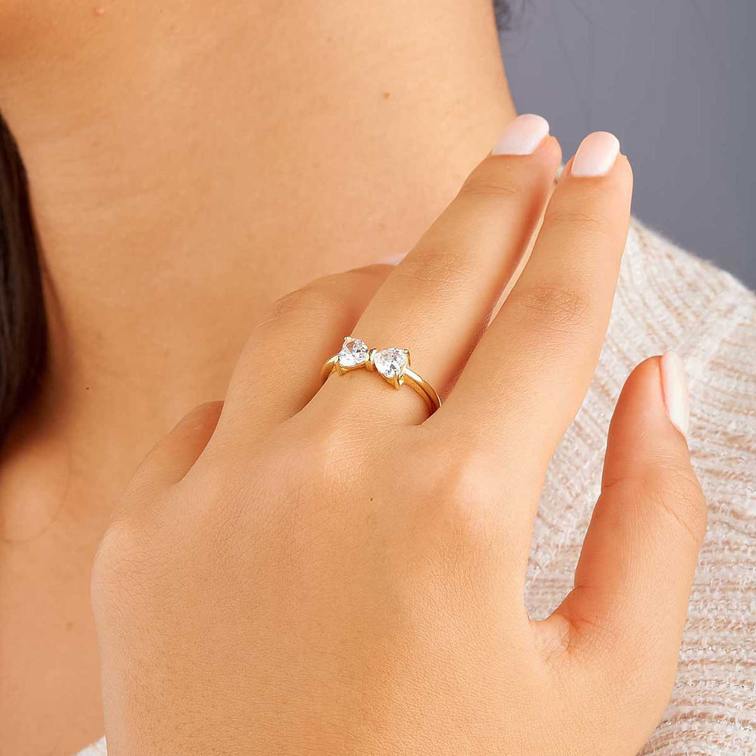 Hazan Ribbon Ring with Heart Shaped Stones