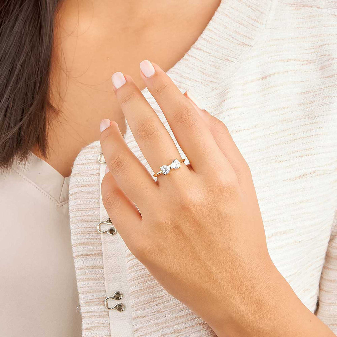 Hazan Ribbon Ring with Heart Shaped Stones
