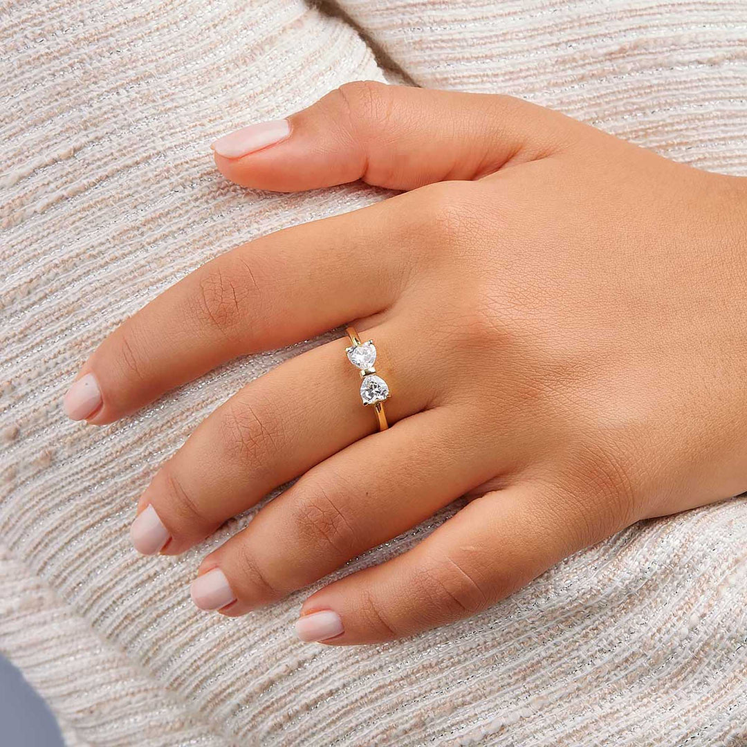 Hazan Ribbon Ring with Heart Shaped Stones