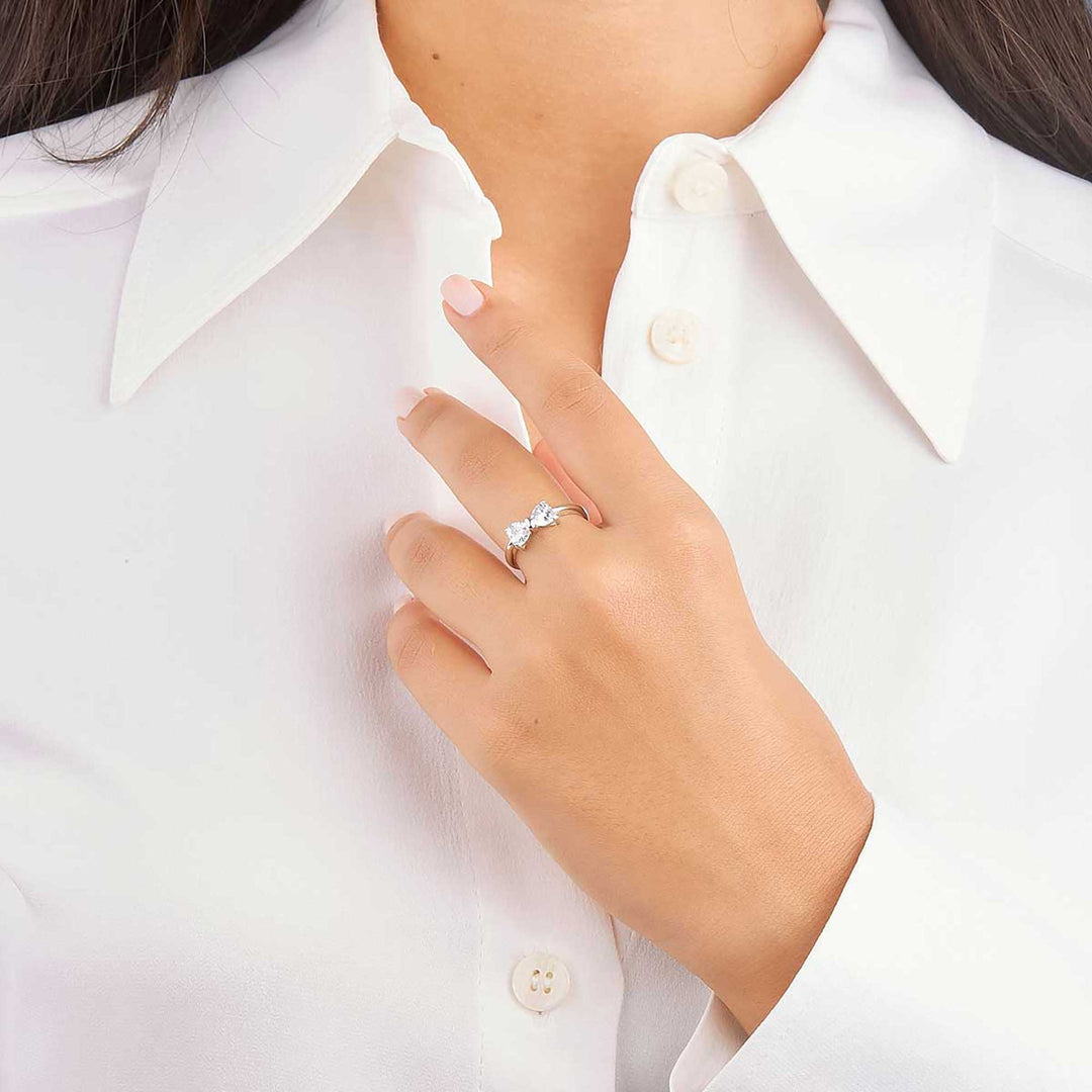 Hazan Ribbon Ring with Heart Shaped Stones