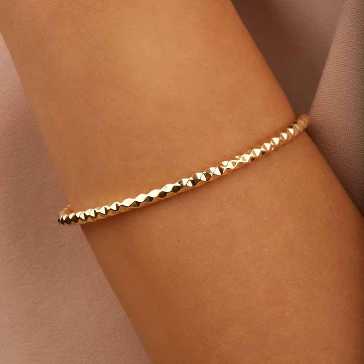 Shiny Bangle