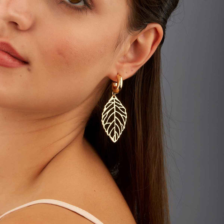 Yaprak Charm Halka Küpe