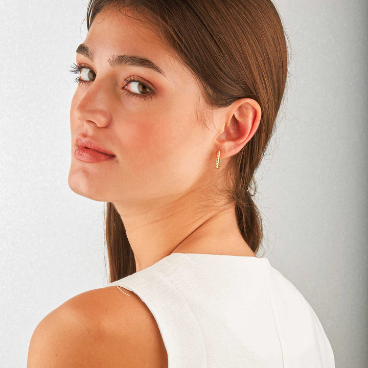 Orpah Solid Ripped Oval Huggie Earrings