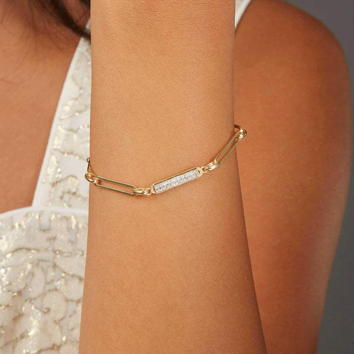 Janice Paperclip Rolo Chain Bracelet with Baguette Diamond Plate
