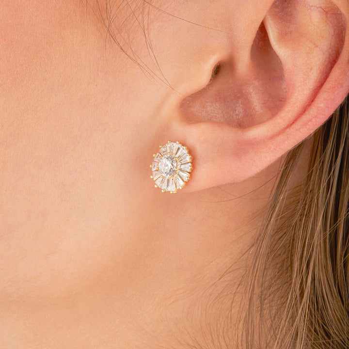 Farah Flower Style Stud