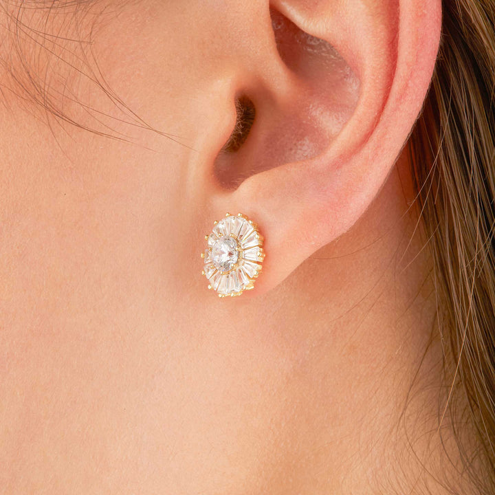 Farah Flower Style Stud
