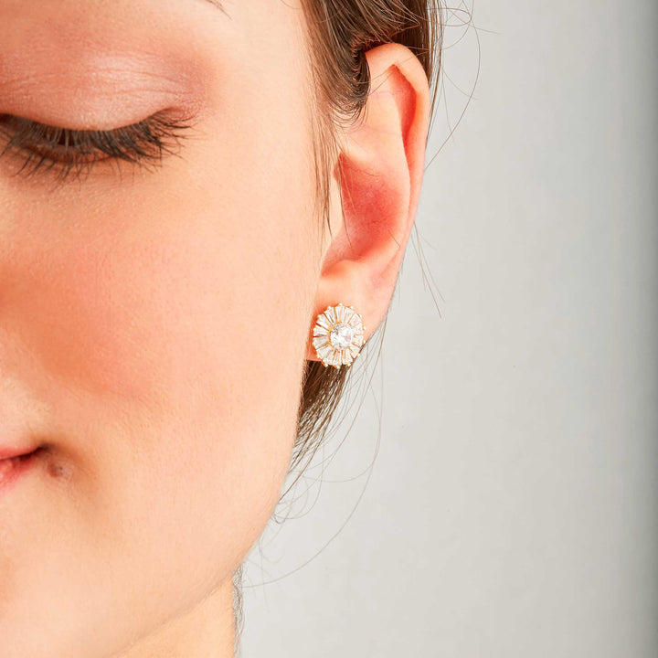 Farah Flower Style Stud