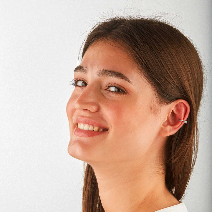 Daelyn Puffy Solid Beads C Form Ear Cuff