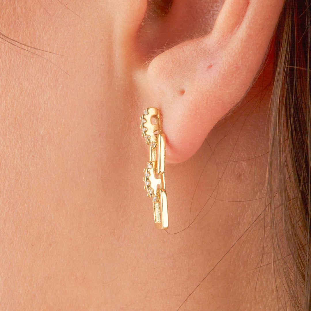Maya Mini Square Chain Dangling Stud