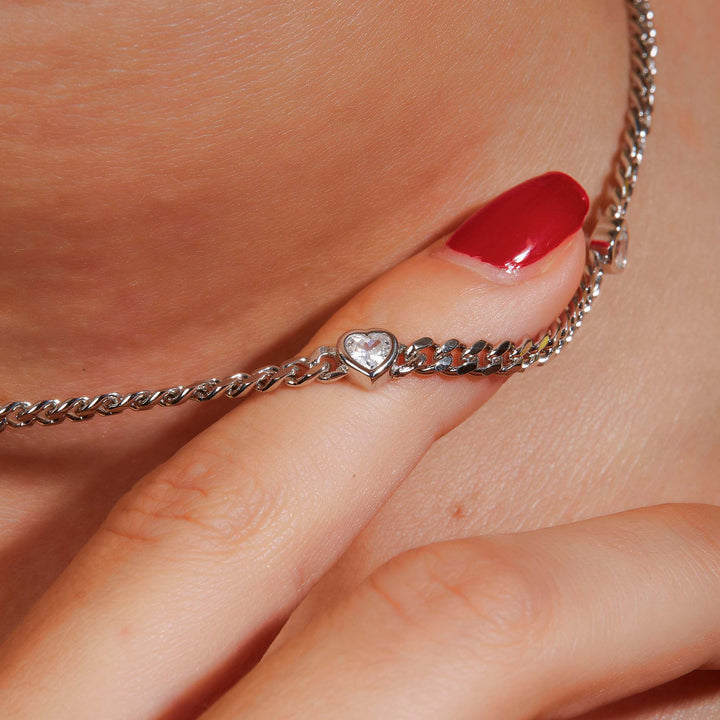 Filiz Heart Shaped Bezel Cuban Chain Choker