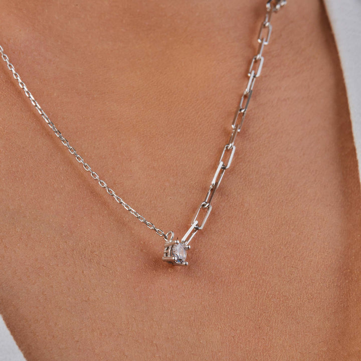 Munira Tektaş Ataç Zincir Kolye