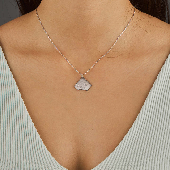 Biscuit Pendant Necklace