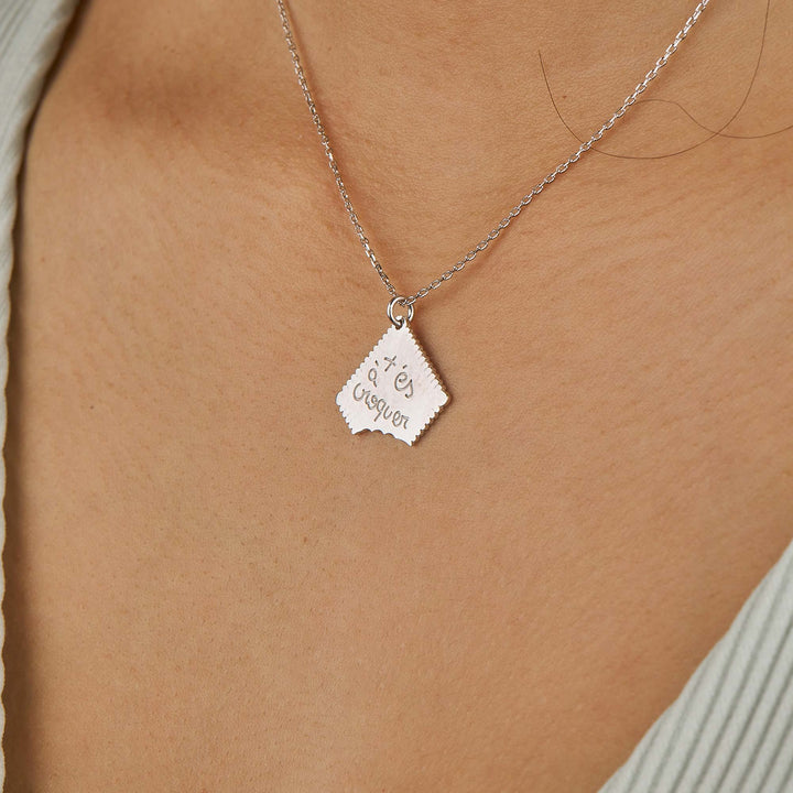Biscuit Pendant Necklace