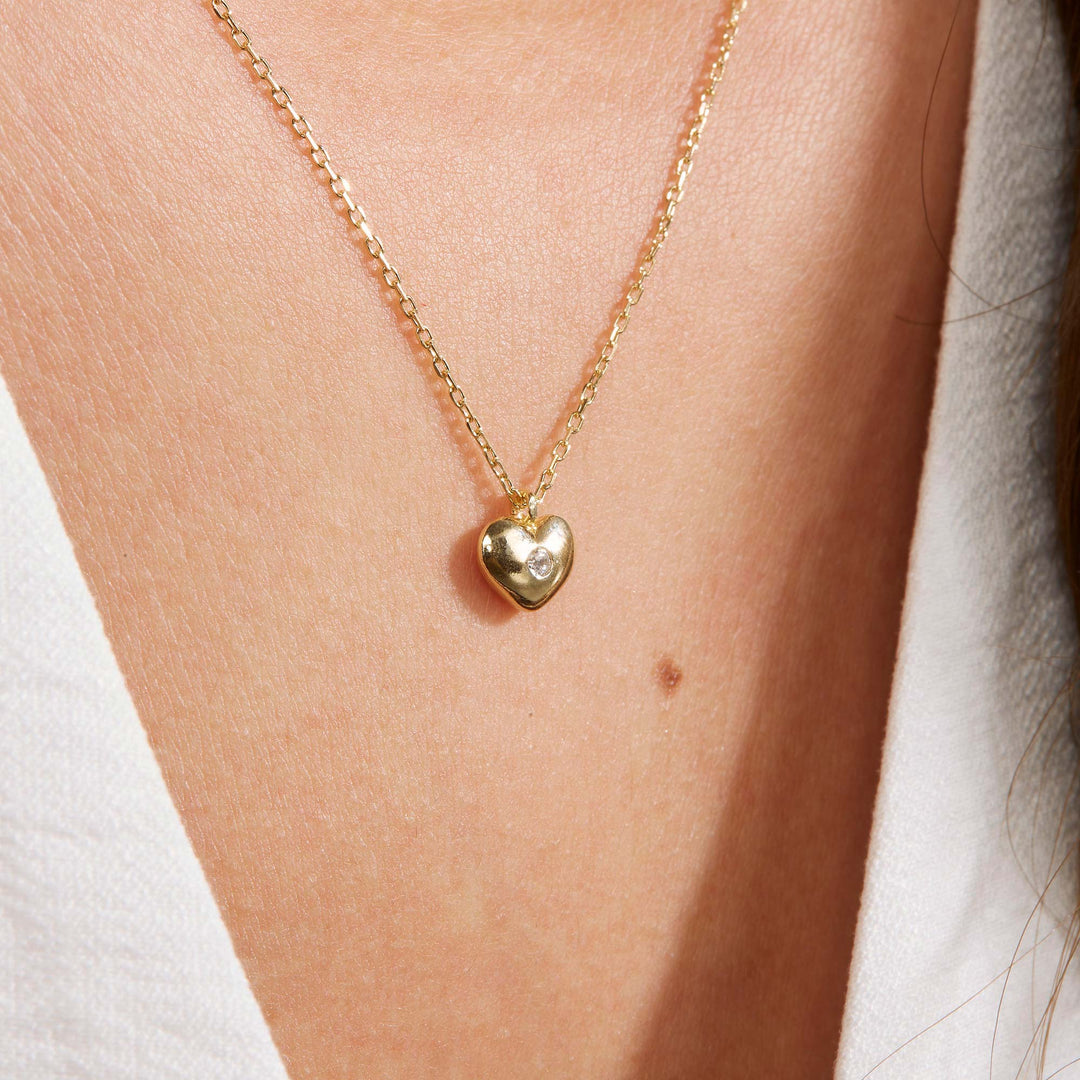 Leen Mini Heart Pendant Necklace
