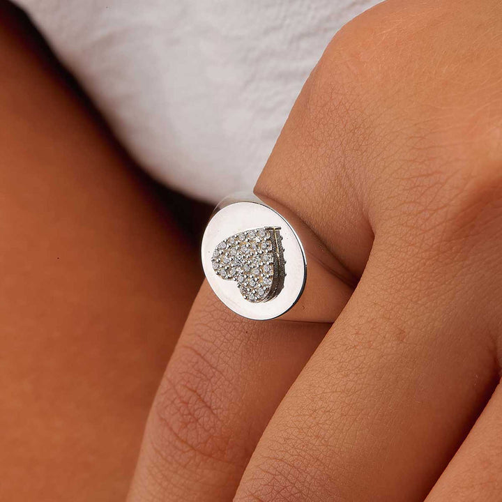 Amor Heart Pave Signet Ring