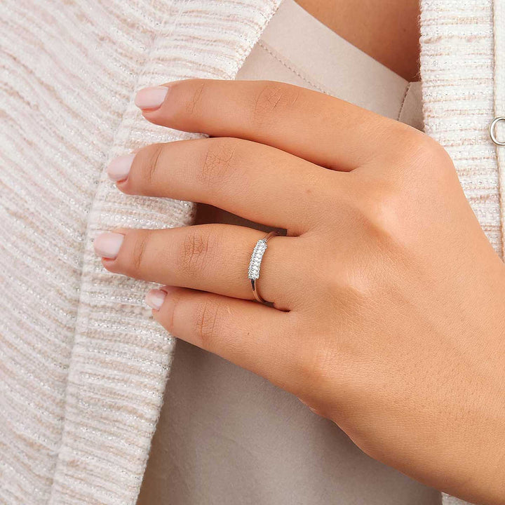 Peren Mini Pave Stripe Ring