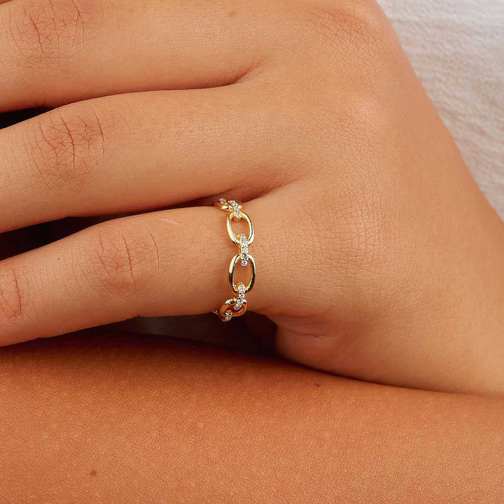 Ella Braided Paperclip Ring