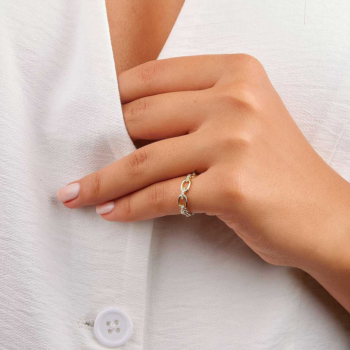 Ella Braided Paperclip Ring